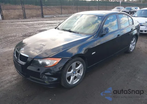 2007 BMW 328Xi z USA, uszkodzony, nr VIN WBAVC93567KX56033